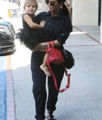 Access_Kardashian_005.jpg