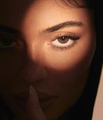 Acess_Kardashian_002.jpg