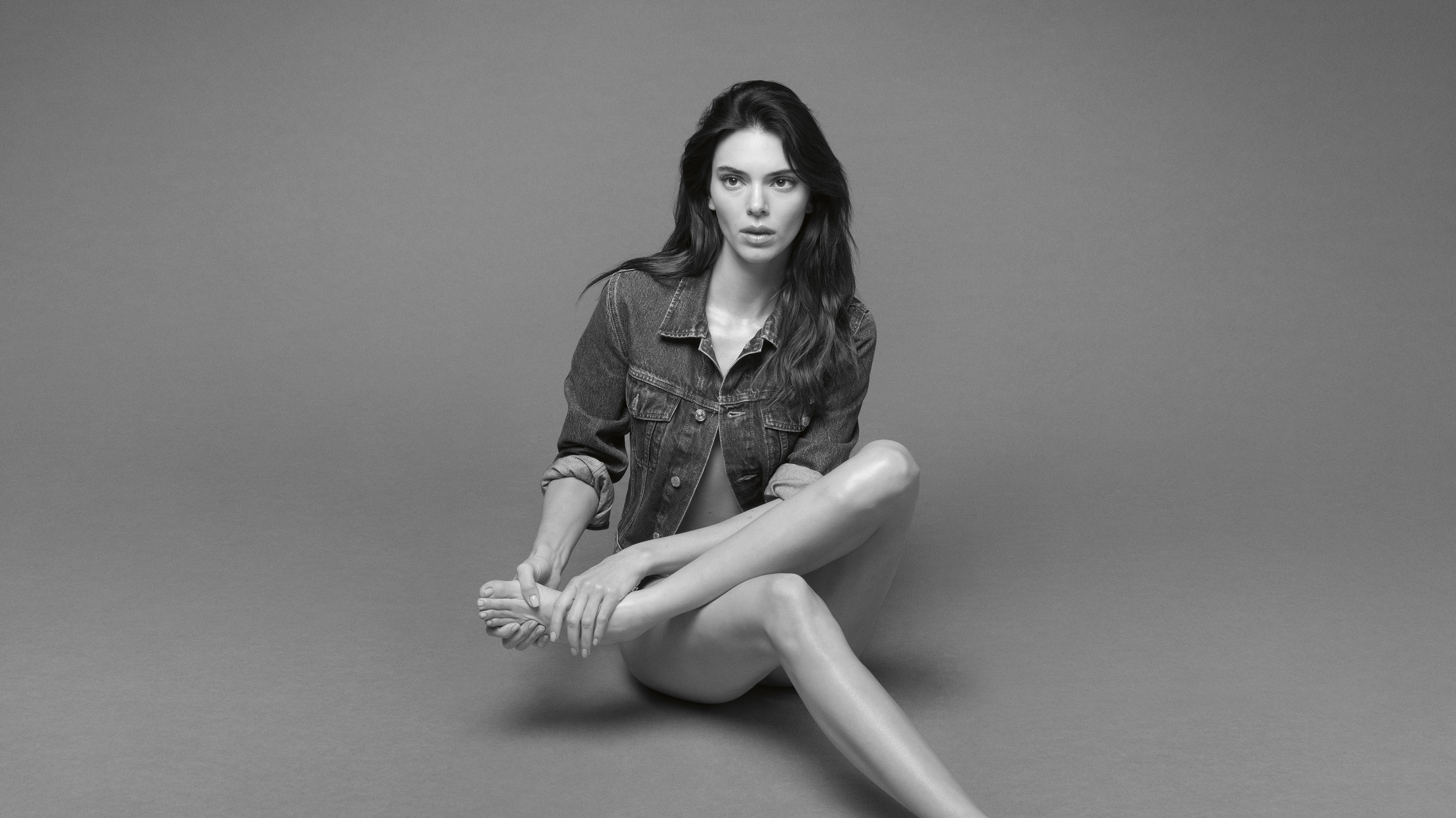 Acess_Kardashian_007.jpg