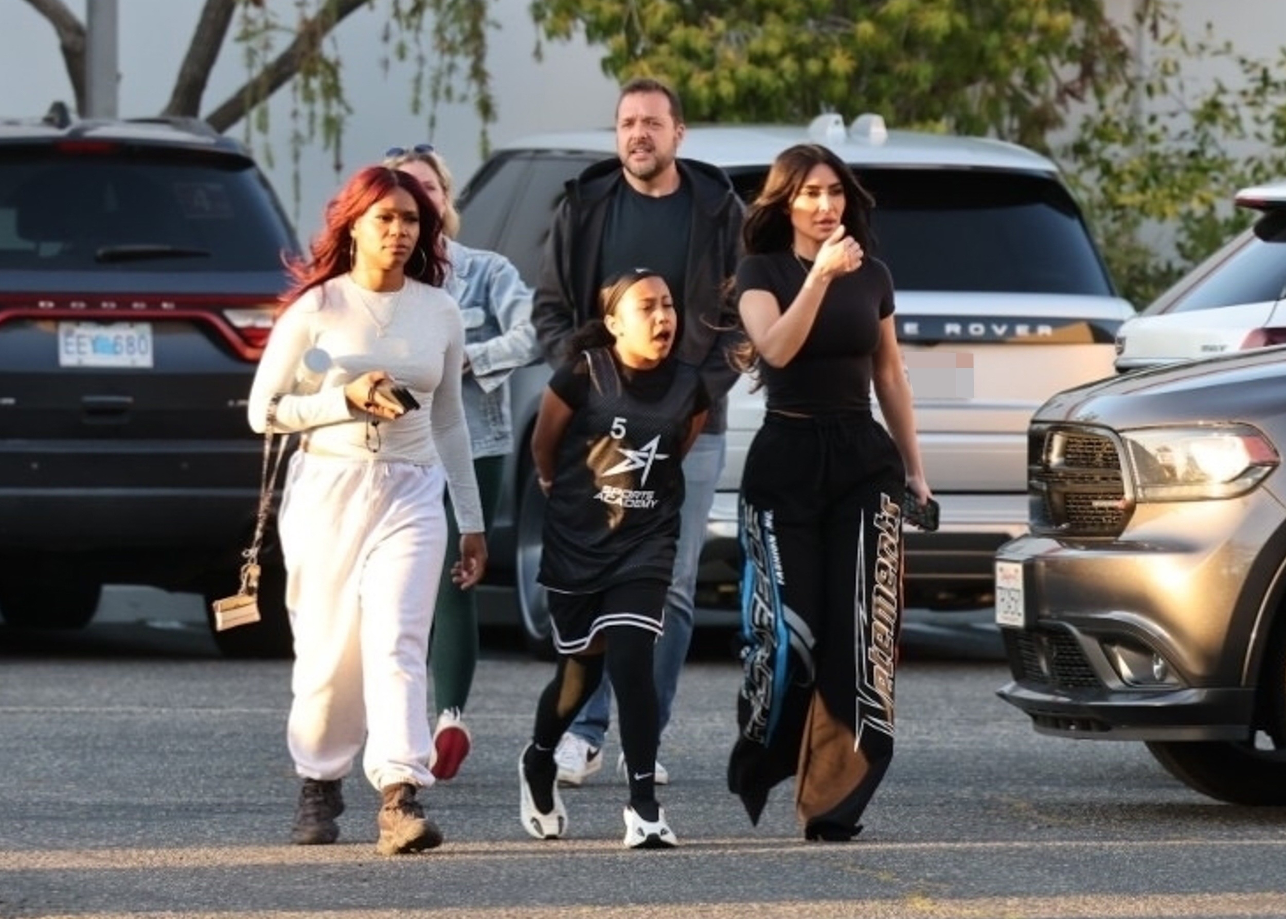 Acess_Kardashian_0029.jpg