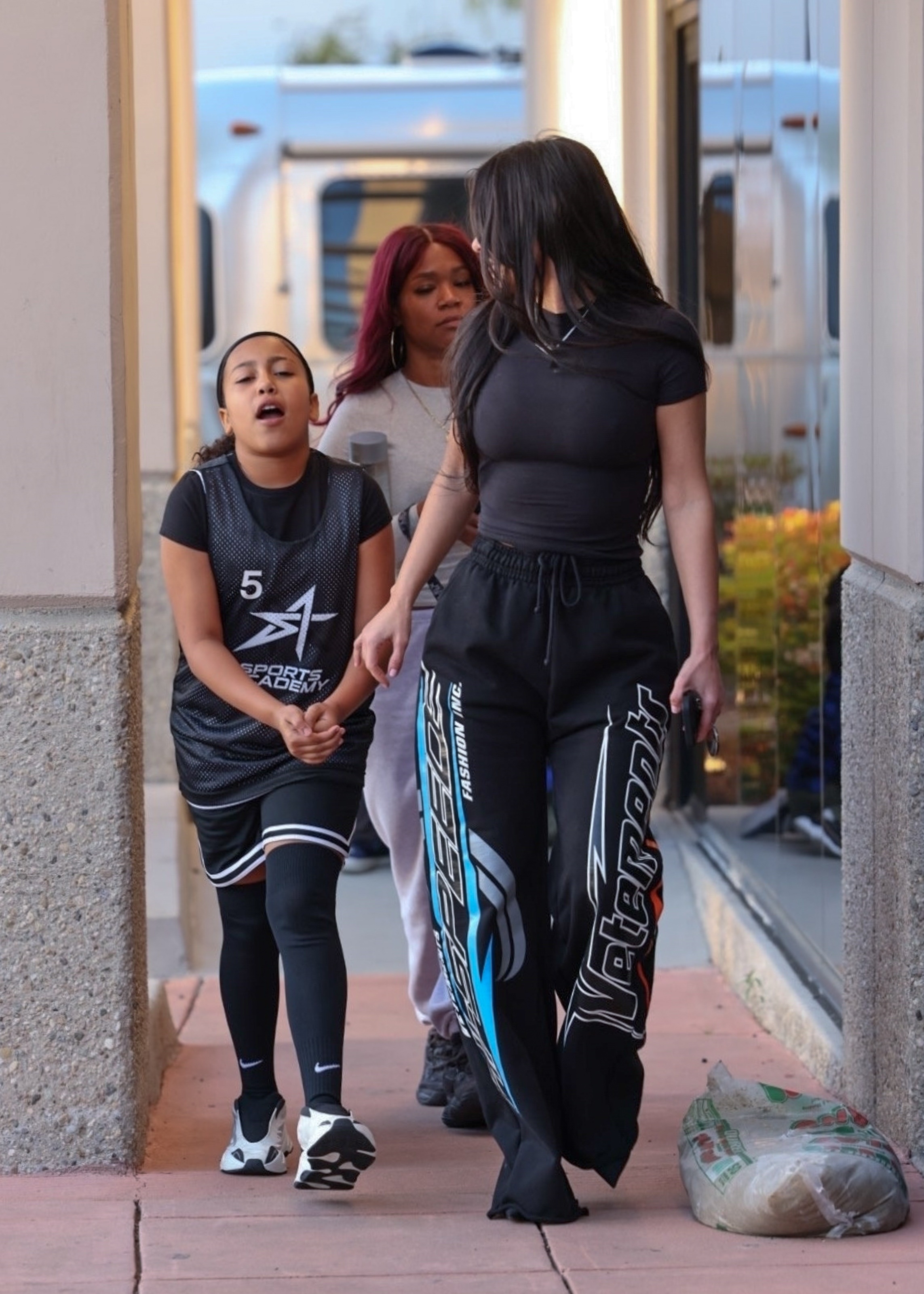 Acess_Kardashian_0047.jpg