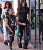 Acess_Kardashian_0050.jpg