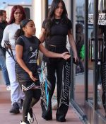 Acess_Kardashian_0051.jpg