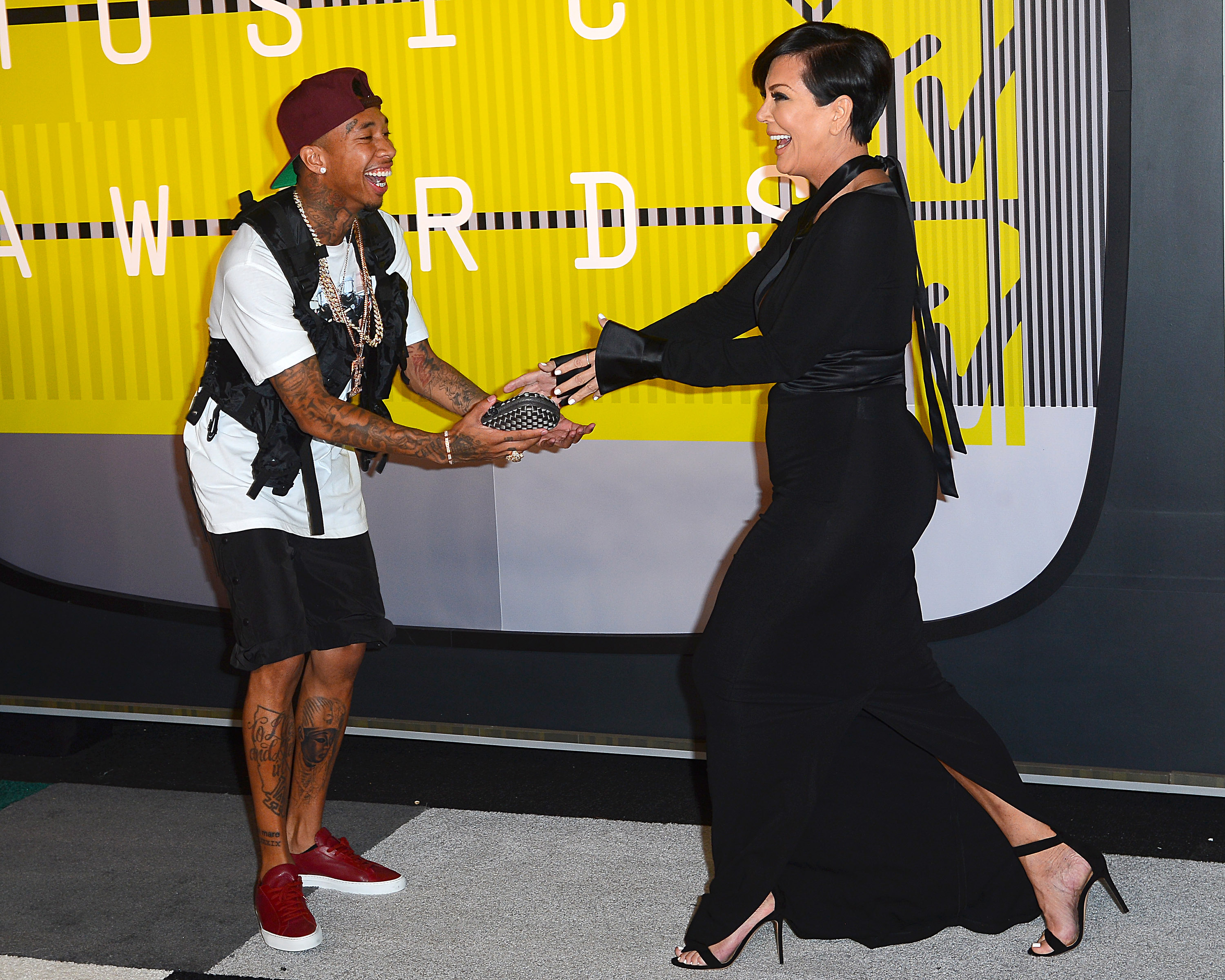Access_Kardashian_002.jpg