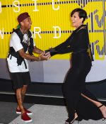 Access_Kardashian_004.jpg