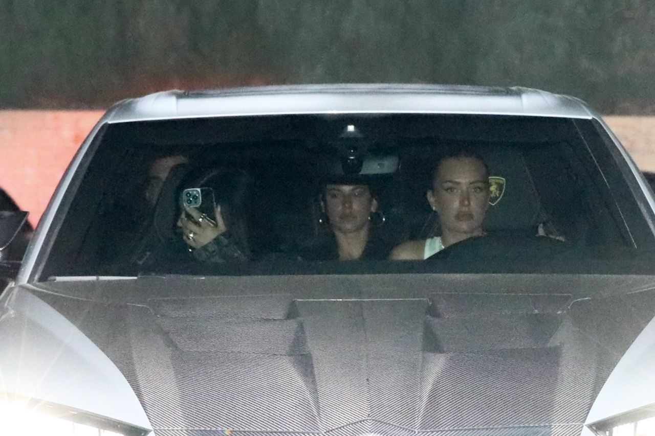 Access_Kardashian_001.jpg