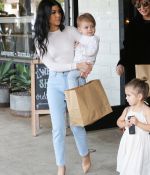 Access_Kardashian_004.jpg