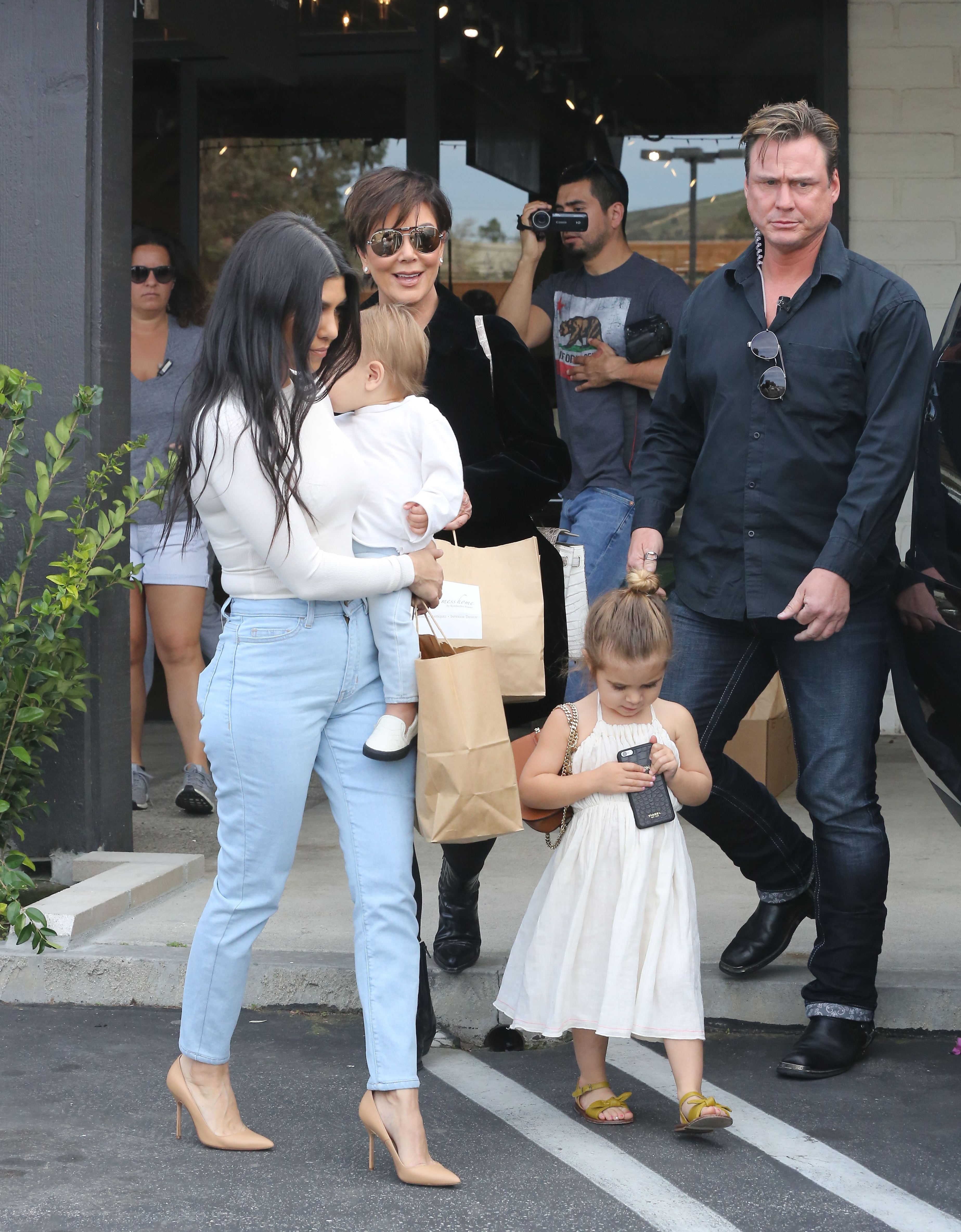 Access_Kardashian_006.jpg