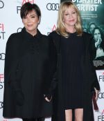 Access_Kardashian_001.jpg