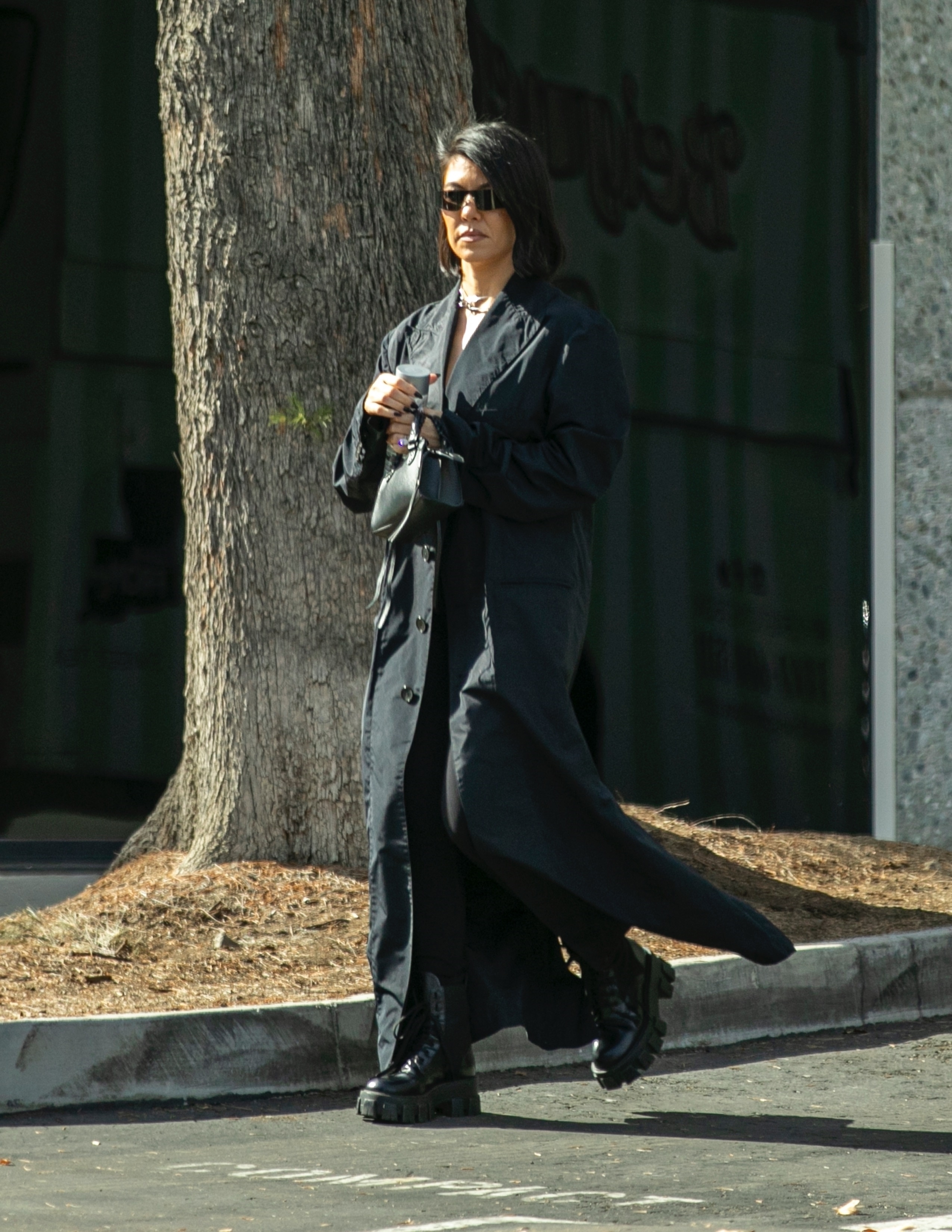 Access_Kardashian_001.jpg