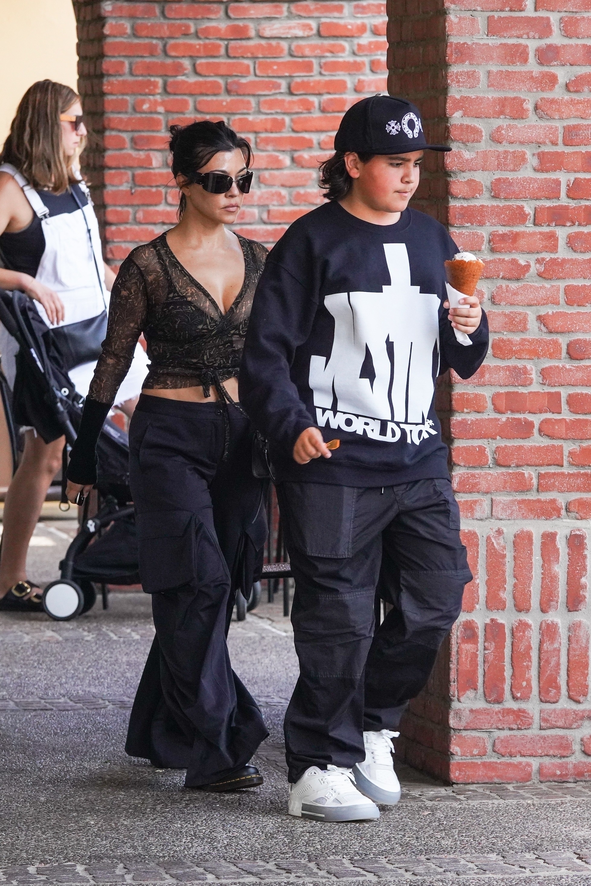Access_Kardashian_009.jpg