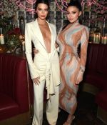 Access_Kardashian_007.jpg