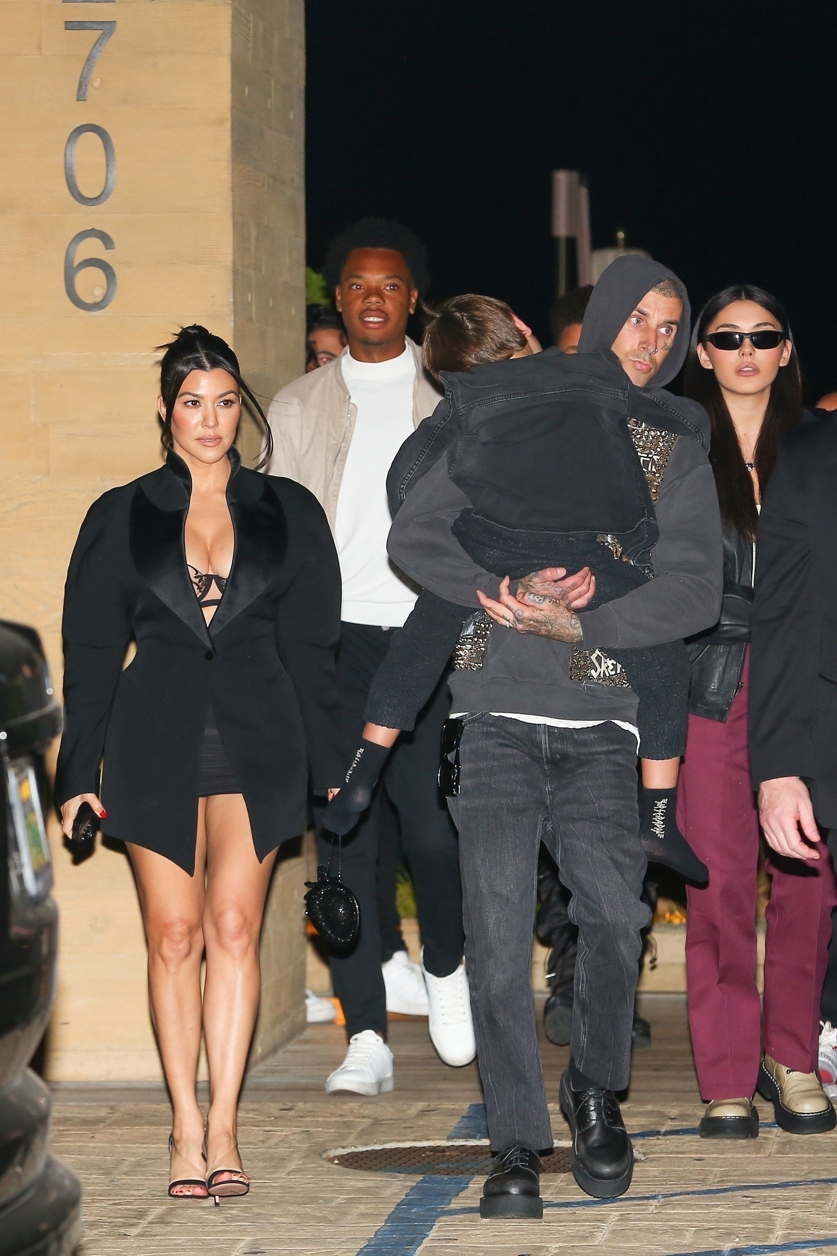 Access_Kardashian_003.jpg