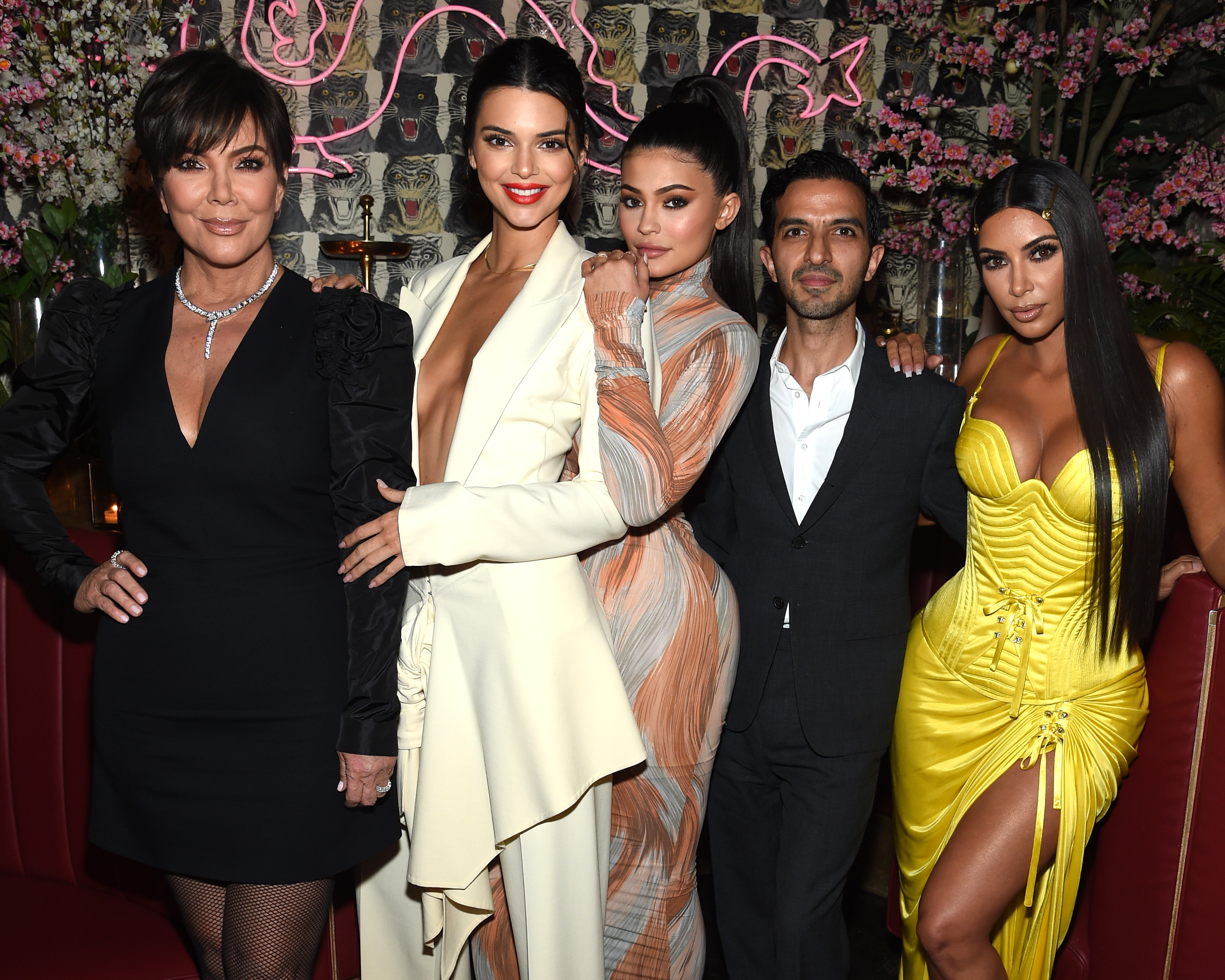 Access_Kardashian_001.jpg