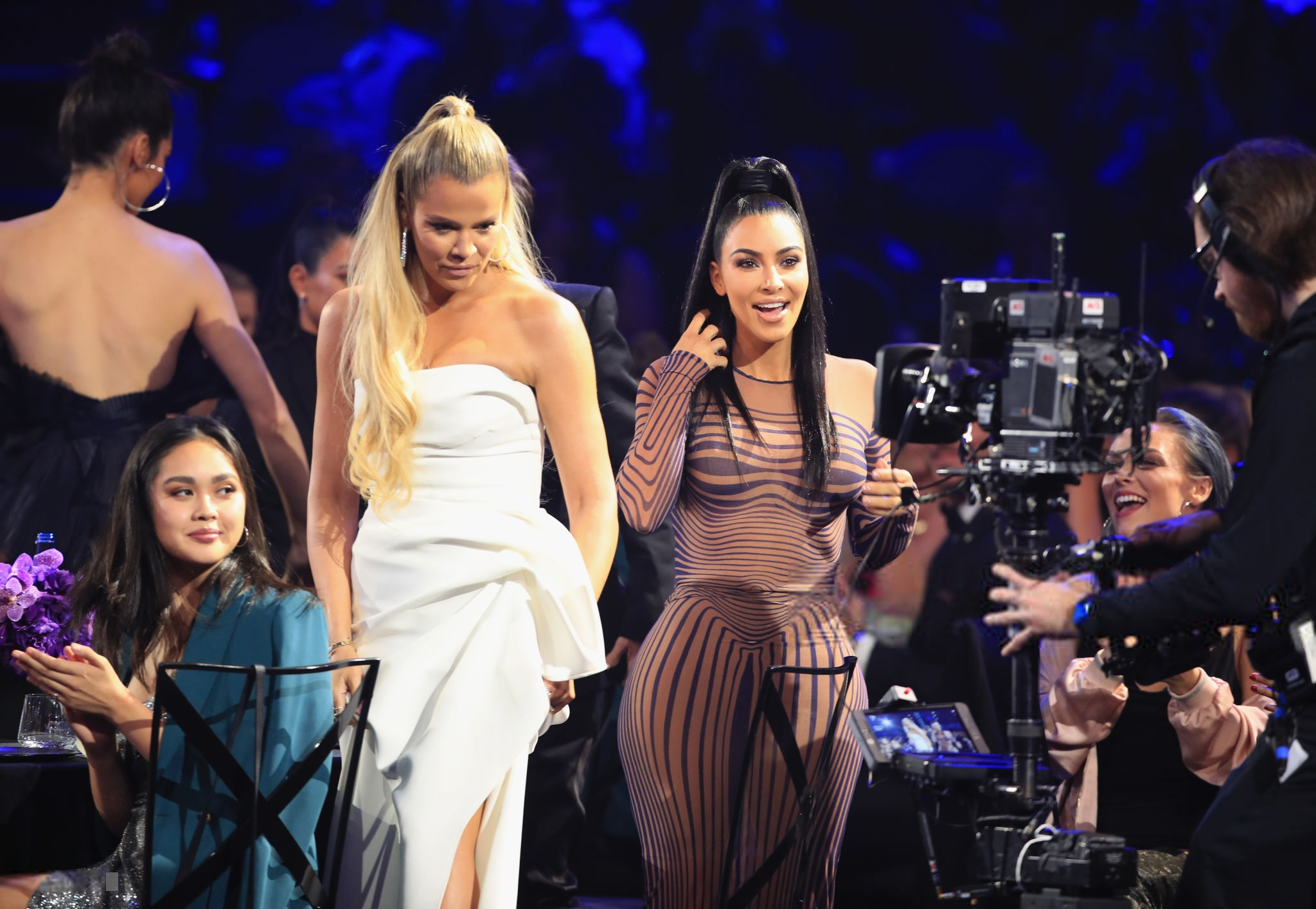 Access_Kardashian_14.png