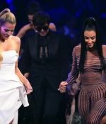 Access_Kardashian_15.png
