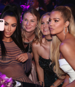Access_Kardashian_25.png