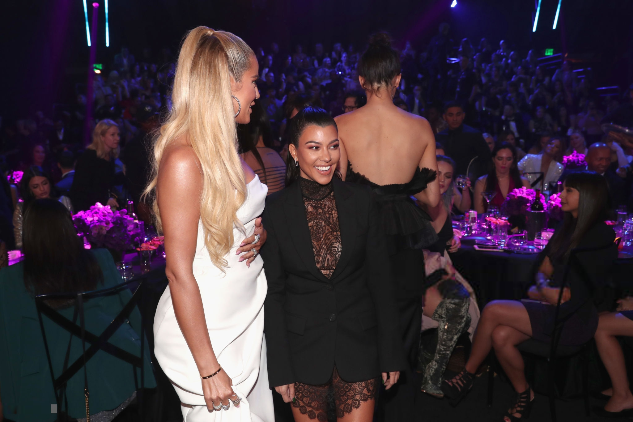 Access_Kardashian_16.png