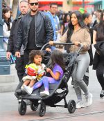 Access_Kardashian_005.jpg