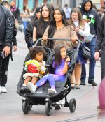 Access_Kardashian_004.jpg