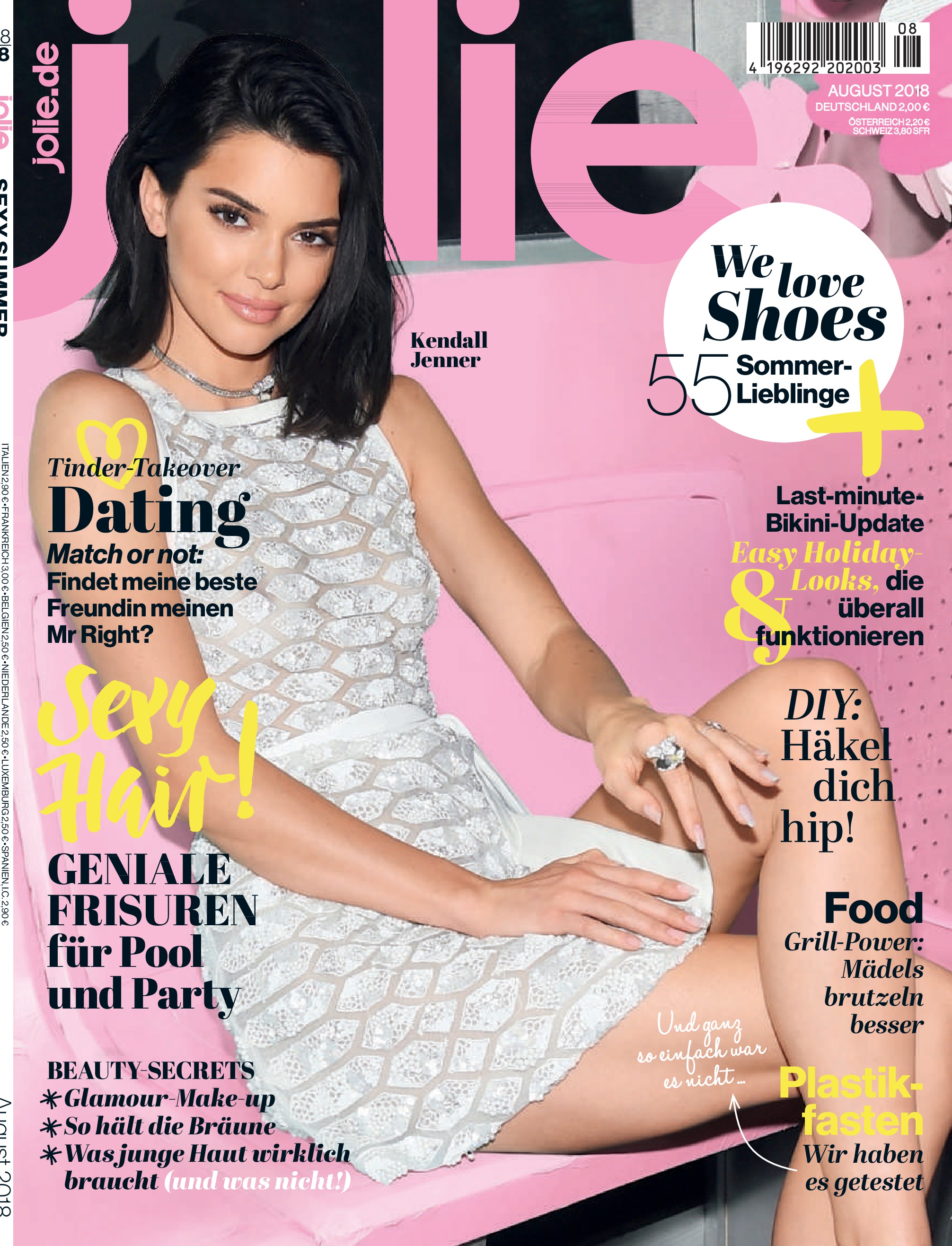 Access_Kardashian_001.jpg