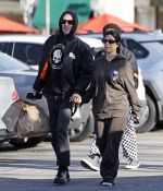 Access_Kardashian_001.jpg