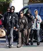 Access_Kardashian_006.jpg