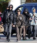 Access_Kardashian_007.jpg
