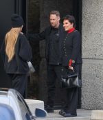 Access_Kardashian_004.jpg