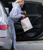 Access_Kardashian_002.jpg