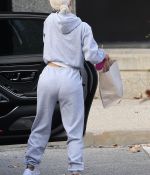 Access_Kardashian_003.jpg