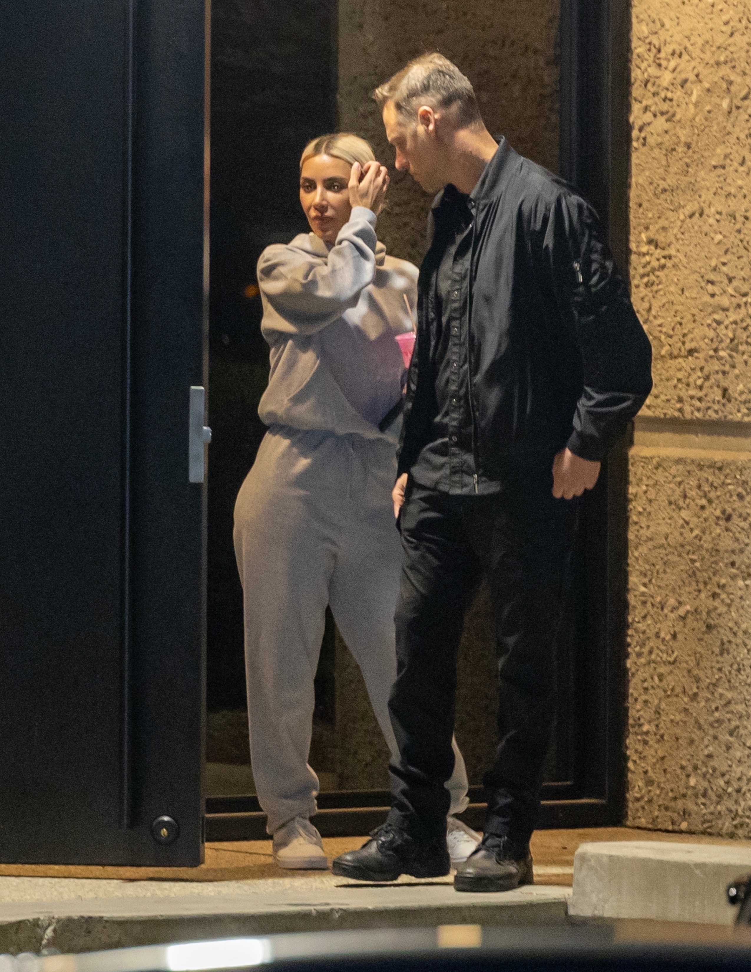 Access_Kardashian_003.jpg