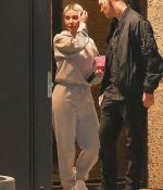 Access_Kardashian_001.jpg