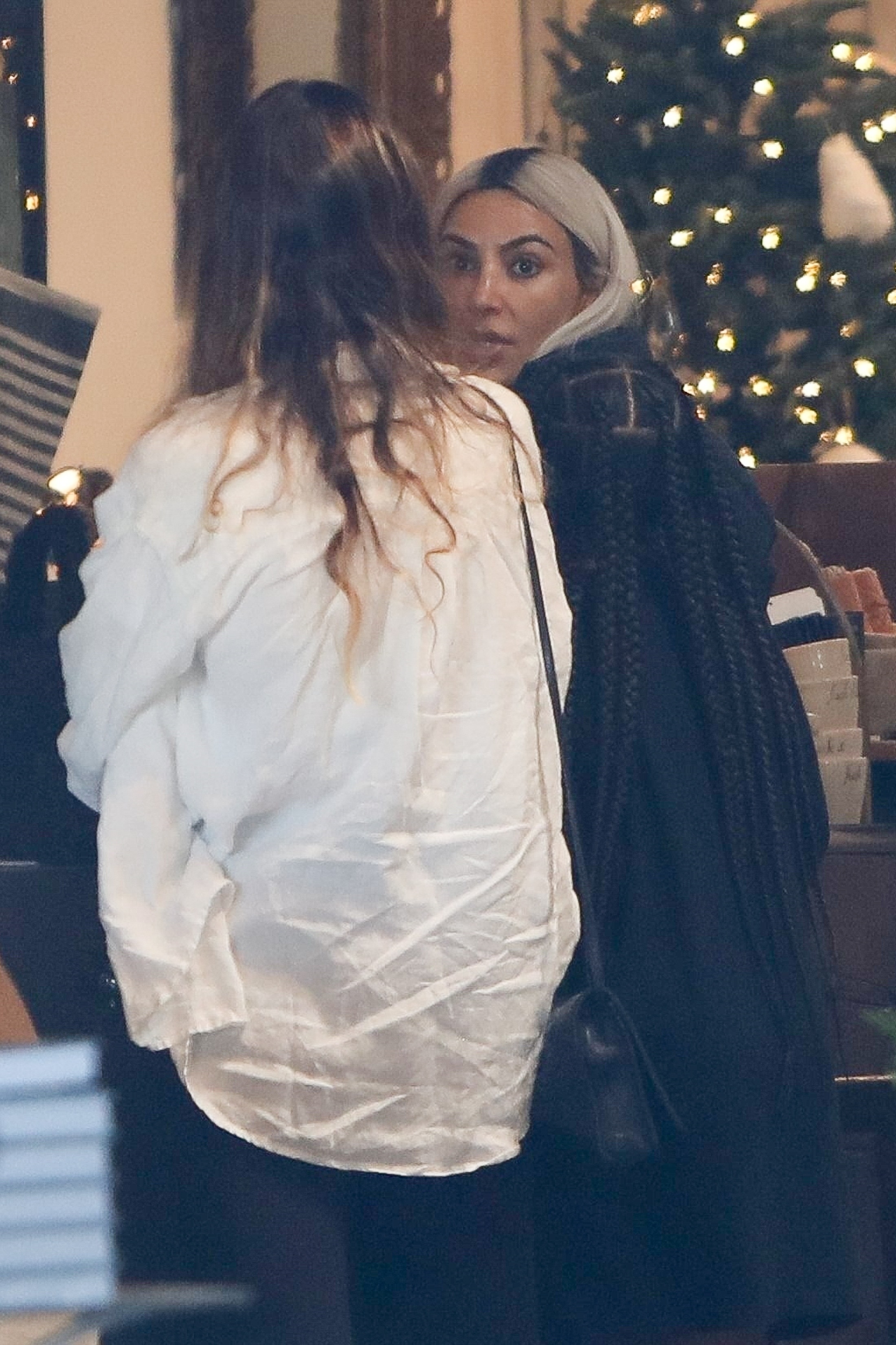 Access_Kardashian_002.jpg