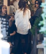 Access_Kardashian_002.jpg