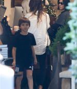 Access_Kardashian_003.jpg