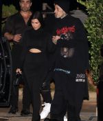 Access_Kardashian_005.jpg