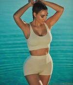 Access_Kardashian_002.jpg