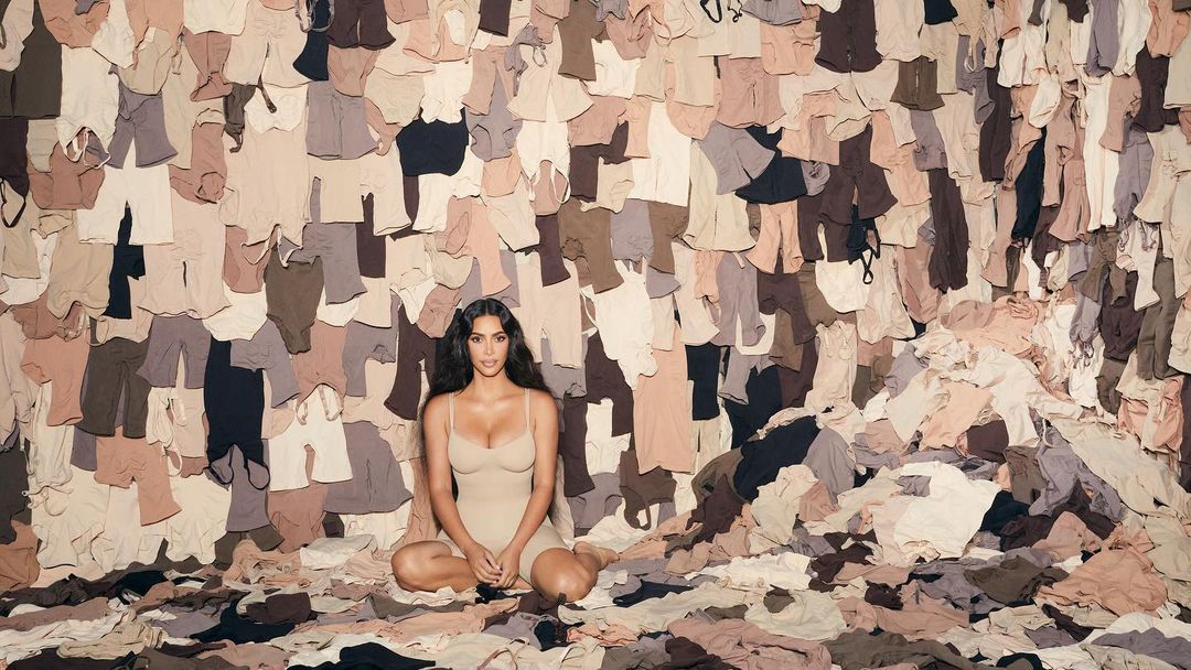 Access_Kardashian_001.jpg