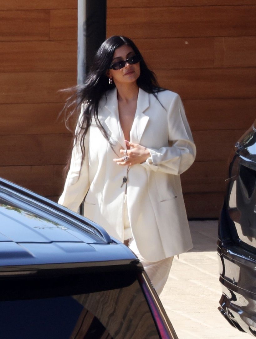 Access_Kardashian001.jpg