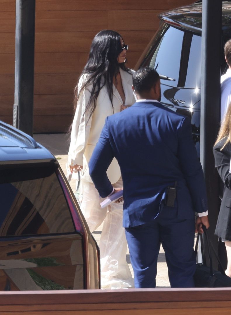 Access_Kardashian002.jpg