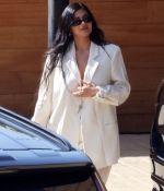 Access_Kardashian010.jpg