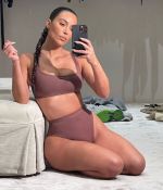 Access_Kardashian_003.jpg