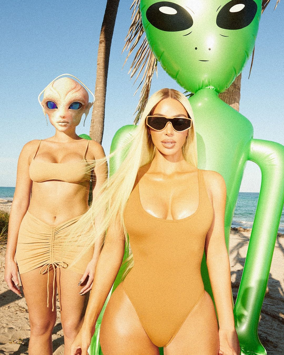 Access_Kardashian_004.jpg