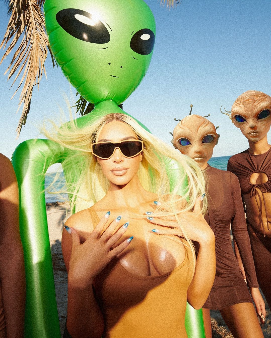 Access_Kardashian_006.jpg