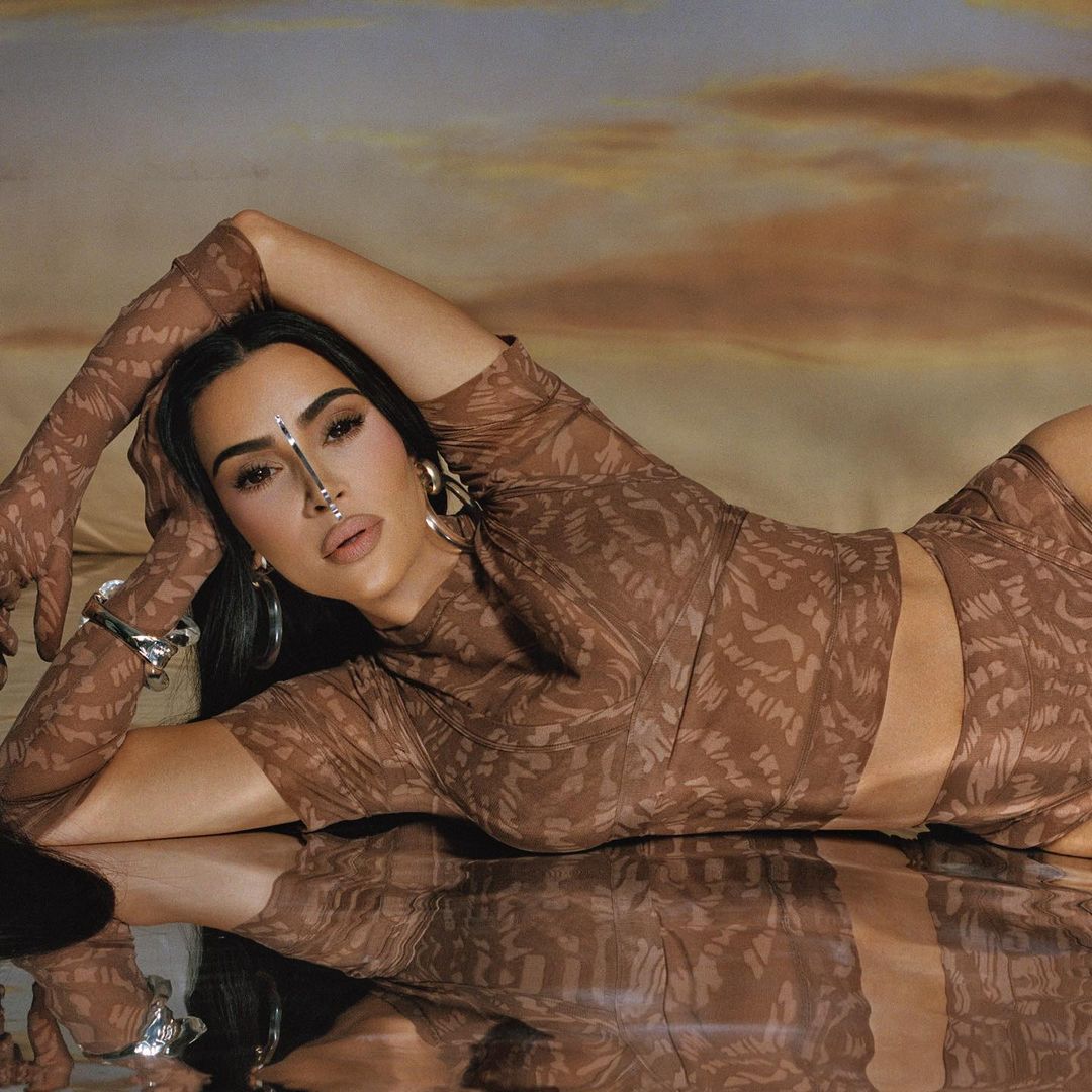 Access_Kardashian_001.jpg