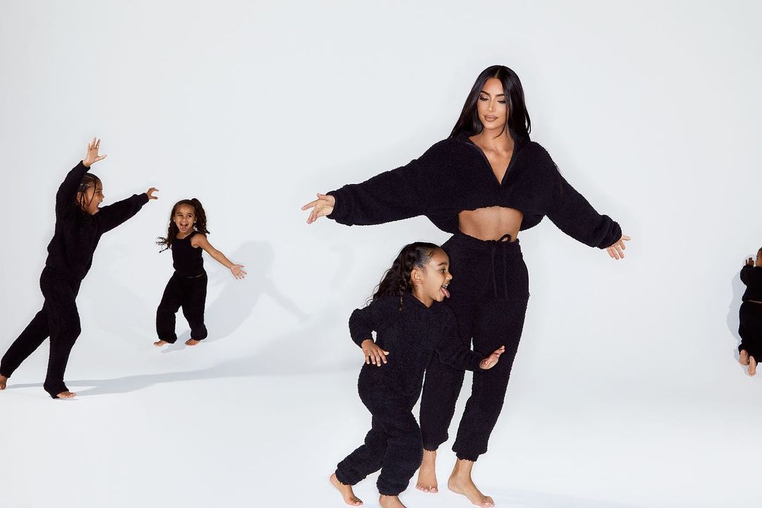 Access_Kardashian_002.jpg