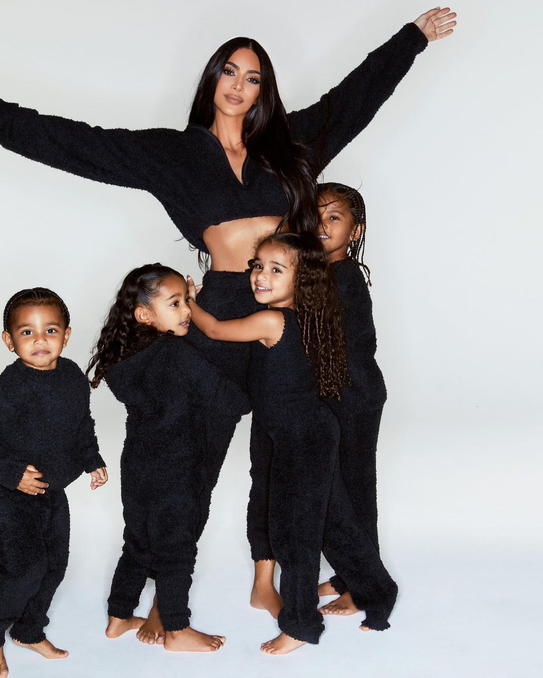 Access_Kardashian_003.jpg