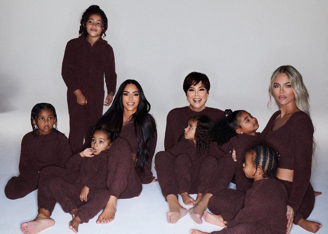 Access_Kardashian_001.jpg
