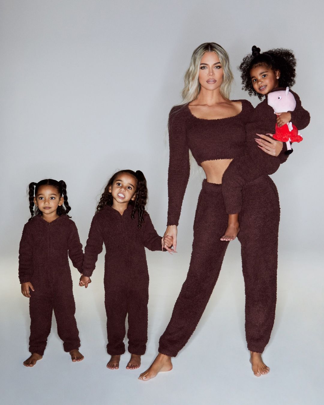 Access_Kardashian_002.jpg
